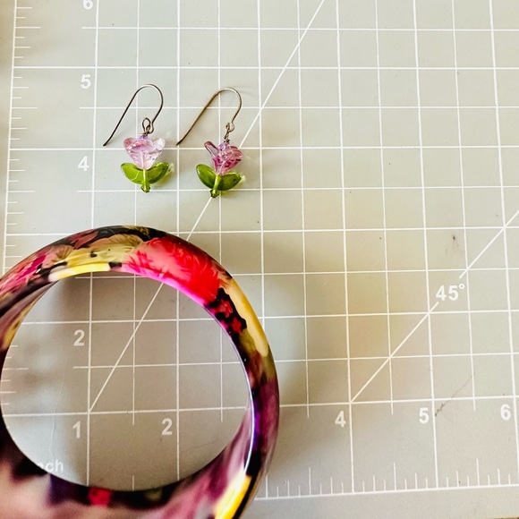 Vintage Tulip Glass Earrings & Floral bracelet - Picture 7 of 8